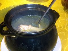 茶香土鸡煲-龙井壹号·茶缘山景宴(龙井村店)