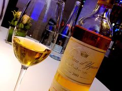 帝金城堡特级甜白葡萄酒-AZUR聚(香格里拉饭店)