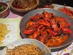 -巴厘龙虾·榜首油焖大虾(音乐学院·沿江酒馆店)