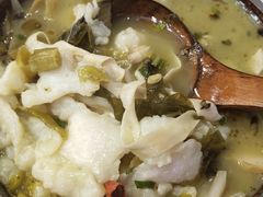 -周鱼小馆石锅酸菜鱼(活力汇店)