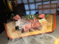 -铭牛烧肉·和牛海鲜自助(高新月牙湖店)