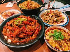 -川流不息·地道川菜·小龙虾(新松江路店)