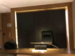 -上海滴水湖皇冠假日酒店