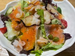 海鲜色拉-VITELLO意大利料理(崂山路店)