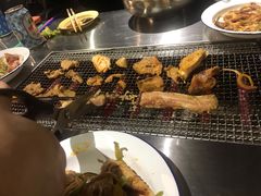 -马路牙子地桌烤肉(工体店)