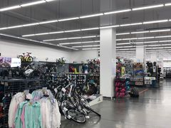 -迪卡侬(袁家岗店)