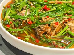 葱葱鲫鱼-蛙兔鸡自贡风味·特色江湖菜(广都店)