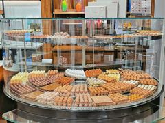 -Laderach 莱德拉(上海环贸iapm店)