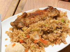 -玛格萝妮比萨屋(四平店)