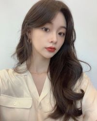 -变画·发型STUDIO