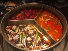 -湊湊火锅·茶憩(新中关购物中心店)