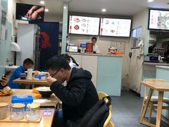 大堂-金诚张妈妈羊汤·驴肉火烧(旧宫佳和园店)
