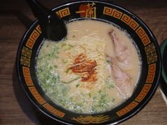 -一兰拉面(新宿中央东口店)