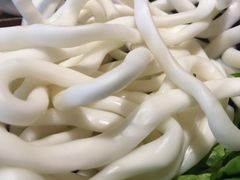 -老牌坊云南鱼豆花火锅(爱建店)