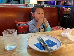 -Famous肥猫墨西哥音乐餐吧(五棵松华熙LIVE店)