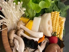 -湊湊火锅·茶憩(打浦桥日月光店)