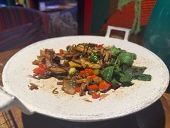 -雀舞云南菜(天津天河城购物中心店)