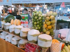 -席娜卡琳火车铁道夜市