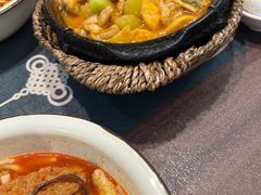 -丽丽三鲜螺蛳粉(田林路店)