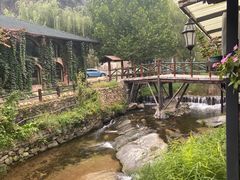 -北京水岸山吧度假村(雁栖镇店)