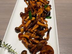 -青梅酒肆PLUS(长白仙岛北路店)