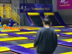 -Apfunll潮玩乐园*生日派对*企业团建(米房店)