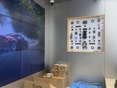 -DJI大疆(深圳华强北曼哈授权体验店)