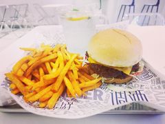 老传统汉堡-TRIPS BURGER(大钟寺店)