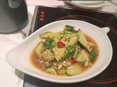 -黄记煌三汁焖锅(新佳丽江汉路店)