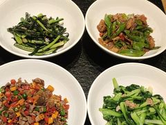 -鱼鲜饭香·招牌汽锅剁椒鱼头王