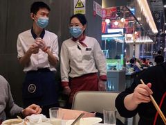 大堂-海底捞火锅(长宁路龙之梦店)