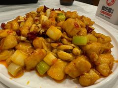 -鑫巴蜀小镇 · 水煮鱼专研店(玉桥店)