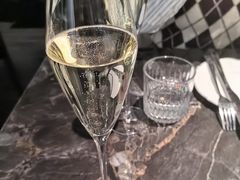 -LESCEDARS Brasserie Bistro香柏树