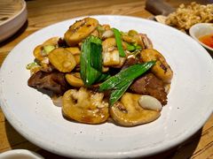 黑叉烧炒白菌-潮粥荟·潮汕砂锅粥(朝阳大悦城店)