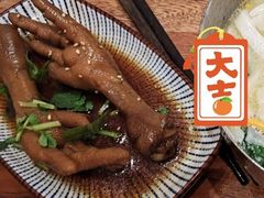老卤凤爪-小满手工粉(上海月星环球港店)