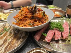 -草家酱蟹炭火烤肉店(珲春南路一店)