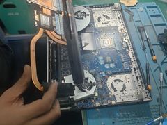 -华硕电脑ROG玩家国度·售后维修中心(虹桥天街店)