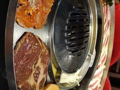 -哈哈碳都·牛肋条无限自助烤肉(台江万达店)