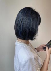 -十六番发型师事务所