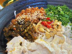 豆花米线-滇道云南特色料理(康定路店)