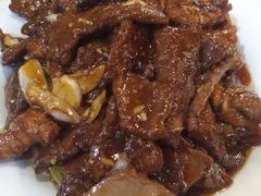 传统老爆三-陈傻子餐厅(世纪都会店)