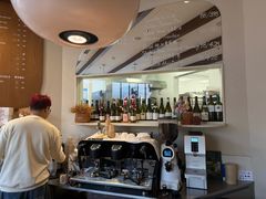 -VERIE BAKEHOUSE