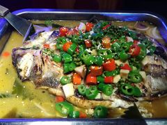 -令狐冲·炭烤活鱼(宝龙店)