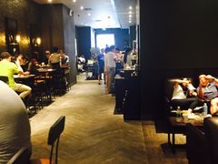 大堂-星巴克臻选(南京金茂览秀城店)