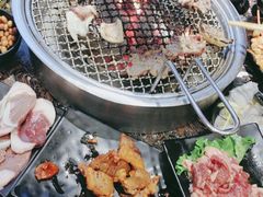 -啊美丽炭火烤肉(滑翔一店)