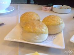 菠萝油-申粤轩酒楼·三十年粤菜经典(丁香花园店)