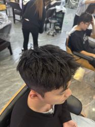 -藤野造型烫染·漂发