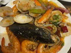 -飨食汇全日制餐厅·昆山皇冠假日酒店(九方店)
