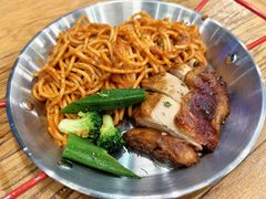 -汽车博物馆主题餐厅