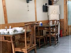 -街头顶黄记馄饨王(中山中路店)